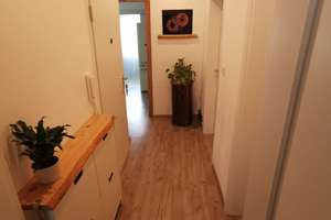 Charmantes 3-Familienhaus *provisionsfrei* in toller Lage als Eigennutzung oder Kapitalanlage – Sophienweg 6, 72760 Reutlingen-Mitte, Reutlingen – Vorschaubild 5
