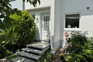 **Heimathafen in Lemwerder** Reihenmittelhaus mit viel Platz und Ruhe für die ganze Familie – Wesermarsch (Kreis) – Vorschaubild 1