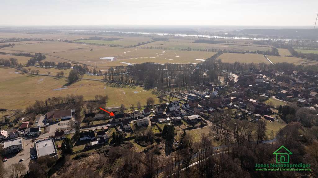 Immobilie in Lenzen (Elbe) - Einfamilienhaus mit Scheune und Garten für den Käufer provisionsfrei - Bild 2