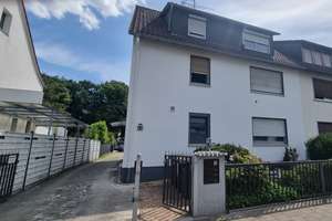 Exklusive Erdgeschosswohnung mit 
PRIVATEM GARTEN, POOL & beheizbarem
WINTERGARTEN – 63263 Neu-Isenburg – Vorschaubild 2