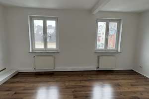 Großzügige Maisonette-Wohnung mit zwei Balkonen in Bremen-Findorff – Die vollständige Adresse der Immobilie erhältst du vom Anbieter., 28215 Findorff-Bürgerweide, Bremen – Vorschaubild 2