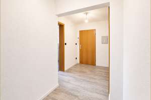 Helle 3,5 Zimmer-Wohnung  in ruhiger Lage von Essen-Borbeck – Die vollständige Adresse der Immobilie erhältst du vom Anbieter., 45355 Borbeck-Mitte, Essen – Vorschaubild 5