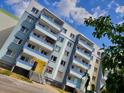 Mit Video: 3 Zimmer im 1. OG mit modernem Duschbad und Südbalkon