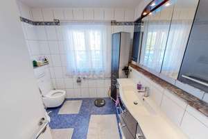 Zweifamilienhaus mit großem Garten in bester Lage – Die vollständige Adresse der Immobilie erhältst du vom Anbieter., 85051 Süd, Ingolstadt – Vorschaubild 14