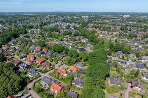 Großzügiges Einfamilienhaus mit Kamin, Garage, Carport und großem Grundstück in Kaltenkirchen – Die vollständige Adresse der Immobilie erhältst du vom Anbieter., 24568 Kaltenkirchen – Vorschaubild 17