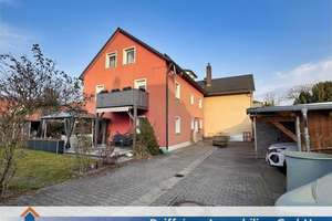 Attraktives 2-Familienhaus in Schwabelweis