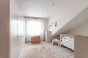 2-Zimmer-Balkonwohnung mit schönem Ausblick bis zur Walder Kirche – Die vollständige Adresse der Immobilie erhältst du vom Anbieter., 42719 Wald, Solingen – Vorschaubild 9