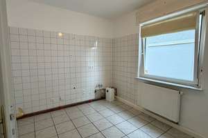 Groß geschnittene 3 Zimmer Wohnung – Die vollständige Adresse der Immobilie erhältst du vom Anbieter., 76137 Südweststadt, Karlsruhe – Vorschaubild 4