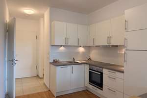 Stilvolle Wohnung mit großer Fensterfront & Terrasse – Ettinger Str. 12, 85057 Nordwest, Ingolstadt – Vorschaubild 3