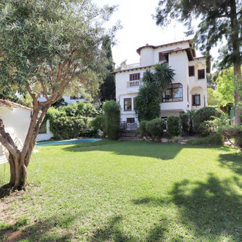 Villa in der gehobenen Gegend von Rocafort