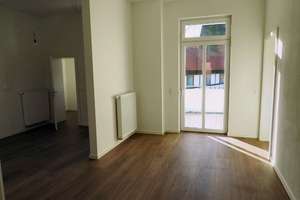 Loggia u. Balkon: neuwertige 3,5-Zimmer Porta Hausberge ZENTRAL – Hauptstraße 45, 32457 Porta Westfalica – Vorschaubild 11