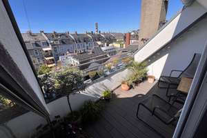 NORDEND: Funky Dachgeschoss Maisonette mit Süd Loggia! – Die vollständige Adresse der Immobilie erhältst du vom Anbieter., 60389 Nordend-Ost, Frankfurt am Main – Vorschaubild 16