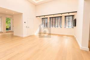 LUXUSWOHNEN AUF ZWEI ETAGEN – Die vollständige Adresse der Immobilie erhältst du vom Anbieter., 22391 Wellingsbüttel, Hamburg – Vorschaubild 3