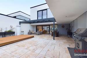 *Luxus pur! - Bauhaus-Villa mit High-End Ausstattung & Wellness* – Die vollständige Adresse der Immobilie erhältst du vom Anbieter., 84503 Altötting – Vorschaubild 3
