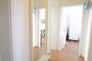 Gemütliche 2-Zi.-Whg., Parkett, Bad/Wanne, WC extra, 3.OG – Sandrartstr. 47, 90419 Nürnberg – Vorschaubild 2