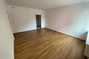 Schöne 2-Raum Wohnung in der Mitte von Suhl! – Friedrich-König-Straße 11, 98527 Suhl-Mitte, Suhl – Vorschaubild 3