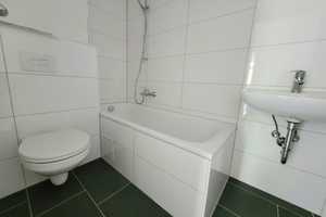 Gut aufgeteilte 3-Zimmer-Wohnung mit Balkon und Aufzug! – Nietzscheweg 1, 45279 Essen – Vorschaubild 14