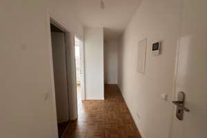 Helle 2-Zimmer-Wohnung mit Balkon in Nürnberg – Friesenstraße 54, 90441 Hohe Marter, Nürnberg – Vorschaubild 5