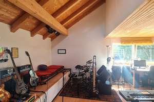 Idyllisches, sonniges Wohnparadies mit Traumgarten! Wärmepumpe, PV-Anlage +  Speicher, Sauna u.v.m. – Die vollständige Adresse der Immobilie erhältst du vom Anbieter., 82069 Schäftlarn – Vorschaubild 48