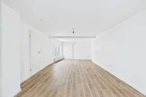 Letzte Chance - Großzügiges Modernisiertes Reihenmittelhaus mit 6 Zimmern in familiärer Lage! – Die vollständige Adresse der Immobilie erhältst du vom Anbieter., 92224 Kernstadt, Amberg – Vorschaubild 11