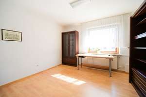 Freistehendes Einfamilienhaus auf großzügigem Grundstück in ruhiger Sackgassenlage – 33605 Stieghorst, Bielefeld – Vorschaubild 4