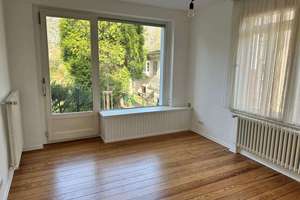 Thielenbruch: Einseitig angebaute großzügige Villa mit parkähnlichem Garten – Die vollständige Adresse der Immobilie erhältst du vom Anbieter., 51069 Holweide, Köln – Vorschaubild 9
