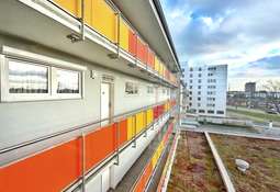 25011 - Hausansicht hinten