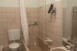 Möbiliertes 1-Zimmer-Apartment in renoviertem Altbau an zentraler Lage – Mannheim – Vorschaubild 2