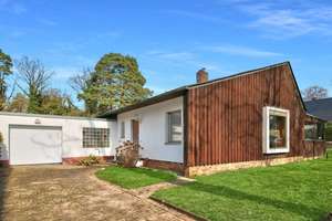 Sanierungsbedürftiges Einfamilienhaus auf 850 m²