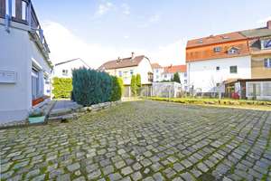 Frisch renovierte 2-RW im 1. OG* sonniger Balkon* Bad mit Dusche*  Keller* zentrale Lage* PKW-SP* – Hülßestraße 15, 1237 Reick, Dresden – Vorschaubild 29
