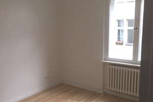 2 (T)raumwohnung im Seitenflügel in kleiner Seitenstrasse in Friedenau gesucht? gefunden!!! – Deidesheimer Str. 5, 14197 Friedenau, Berlin – Vorschaubild 4