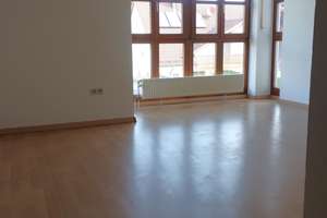 Großzügiges Reihenmittelhaus mit 165 m² Wohnfläche Friedberg in ruhiger süd west Randlage  – Die vollständige Adresse der Immobilie erhältst du vom Anbieter., 86316 Friedberg – Vorschaubild 3