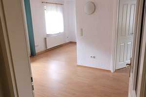 Großzügiges Wohnhaus mit separat vermietbarer Wohnung. Interessantes Investitionsobjekt. – Am Gehäge 13, 29328 Celle (Kreis) – Vorschaubild 17
