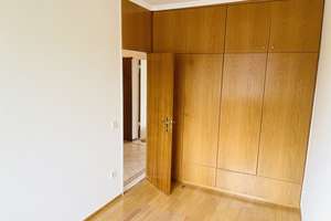 Sonnige 3-Zimmer-Wohnung mit Balkon, Einbauküche und Stellplatz – Die vollständige Adresse der Immobilie erhältst du vom Anbieter., 14167 Zehlendorf, Berlin – Vorschaubild 8