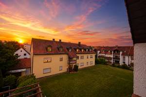Tolle, helle DG-Wohnung mit Loggia im Westen - Provisionsfrei! – Agnesstraße 25a, 93049 Westenviertel, Regensburg – Vorschaubild 5