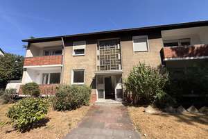 Schön geschnittenen 3-Zimmer-Balkon-Wohnung  im EG