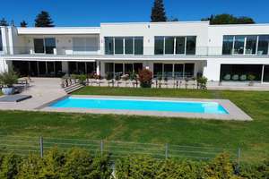 Einzigartige Villa mit Blick über das Rheintal