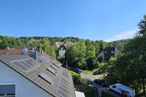 Kaufpreisreduzierung - 1 Zimmer Dachgeschoss - Wohnung mit Balkon und TG - Stellplatz