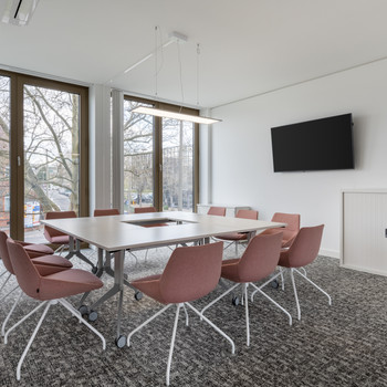 Privater Büroraum für 4 Person in Regus Connect