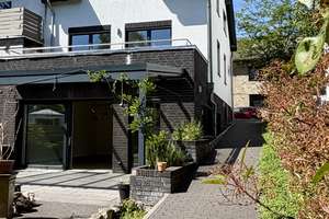 Energieeffizienter, moderner Neubau  in familienfreundlicher Lage