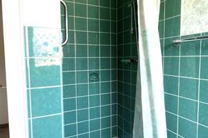 Haus mit 8 Zi. Garage in Tönisvorst, Keller, sep. Wohneinht. mit 4 Badezimmer und 3 Küchen – Die vollständige Adresse der Immobilie erhältst du vom Anbieter., 47918 Tönisvorst – Vorschaubild 21