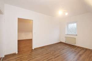 Charmante 3-Zimmer-Dachgeschosswohnung in Kassel-Harleshausen – Zum Feldlager 2, 34128 Harleshausen, Kassel – Vorschaubild 8