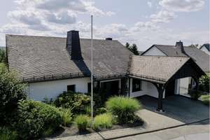 Hideaway mit Stil – Großes Grundstück, Pool & spektakuläre Aussicht – Die vollständige Adresse der Immobilie erhältst du vom Anbieter., 59581 Warstein – Vorschaubild 5