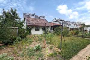 Zweifamilienhaus in ruhiger Lage von Pleidelsheim – Die vollständige Adresse der Immobilie erhältst du vom Anbieter., 74385 Pleidelsheim – Vorschaubild 13