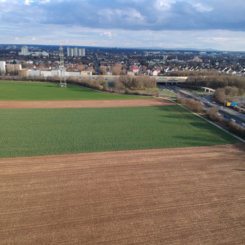 PROJEKTIERTE LAGER-/LOGISTIK- u. BÜROFLÄCHEN ZU VERMIETEN; AB 2.000 - 10.000 m²,AN DER A66, SULZBACH