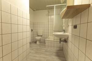 Teilmodernisiertes Einfamilienhaus in Norddeich zu vermieten – Die vollständige Adresse der Immobilie erhältst du vom Anbieter., 25764 Norddeich – Vorschaubild 15