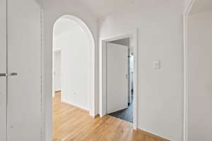 Mehrfamilienhaus mit 4 Wohneinheiten | Münchner-Süden | Nahe U Bahn – Die vollständige Adresse der Immobilie erhältst du vom Anbieter., 81475 Fürstenried-West, München – Vorschaubild 6