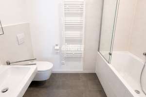 antaris Immobilien GmbH ** Großzügige 3-Raum-Wohnung mit Balkon und Blick über Erfurt** – Die vollständige Adresse der Immobilie erhältst du vom Anbieter., 99084 Altstadt, Erfurt – Vorschaubild 9