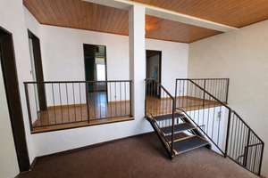 Ein Haus mit Lebenserfahrung sucht Makeover - bereit für eine stilvolle Verjüngungskur! – Die vollständige Adresse der Immobilie erhältst du vom Anbieter., 53125 Brüser Berg, Bonn – Vorschaubild 10