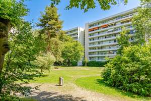 Sanierte 4-Zimmer-Wohnung mit großem Ostbalkon in München-Bogenhausen – ca. 3,79 % Rendite – Die vollständige Adresse der Immobilie erhältst du vom Anbieter., 81927 Johanneskirchen, München – Vorschaubild 3
